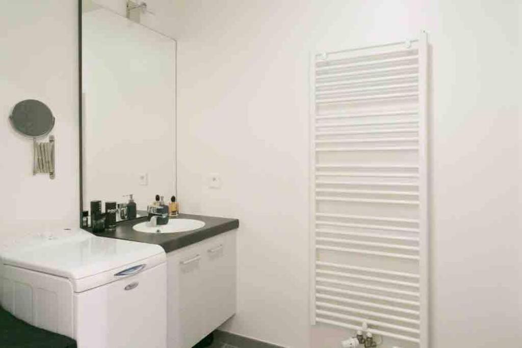 Cozy & Quiet Getaway Just 300M From Paris With Free Private Parking Daire Gentilly Dış mekan fotoğraf